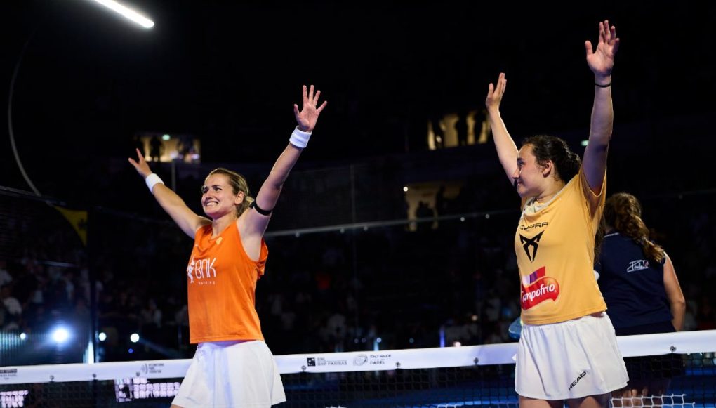 elneverazo's tweet photo. 🆕 Épica victoria de Ari Sánchez y Andrea Ustero en las semifinales del #BNLItalyMajor #PremierPadel ante las número dos, que venían de ganar los últimos cinco torneos, en un partido que se ha convertido en el más lardo de la historia del circuito.

🔗 https://t.co/rGYUjaztnK https://t.co/yAOrpz3KLs