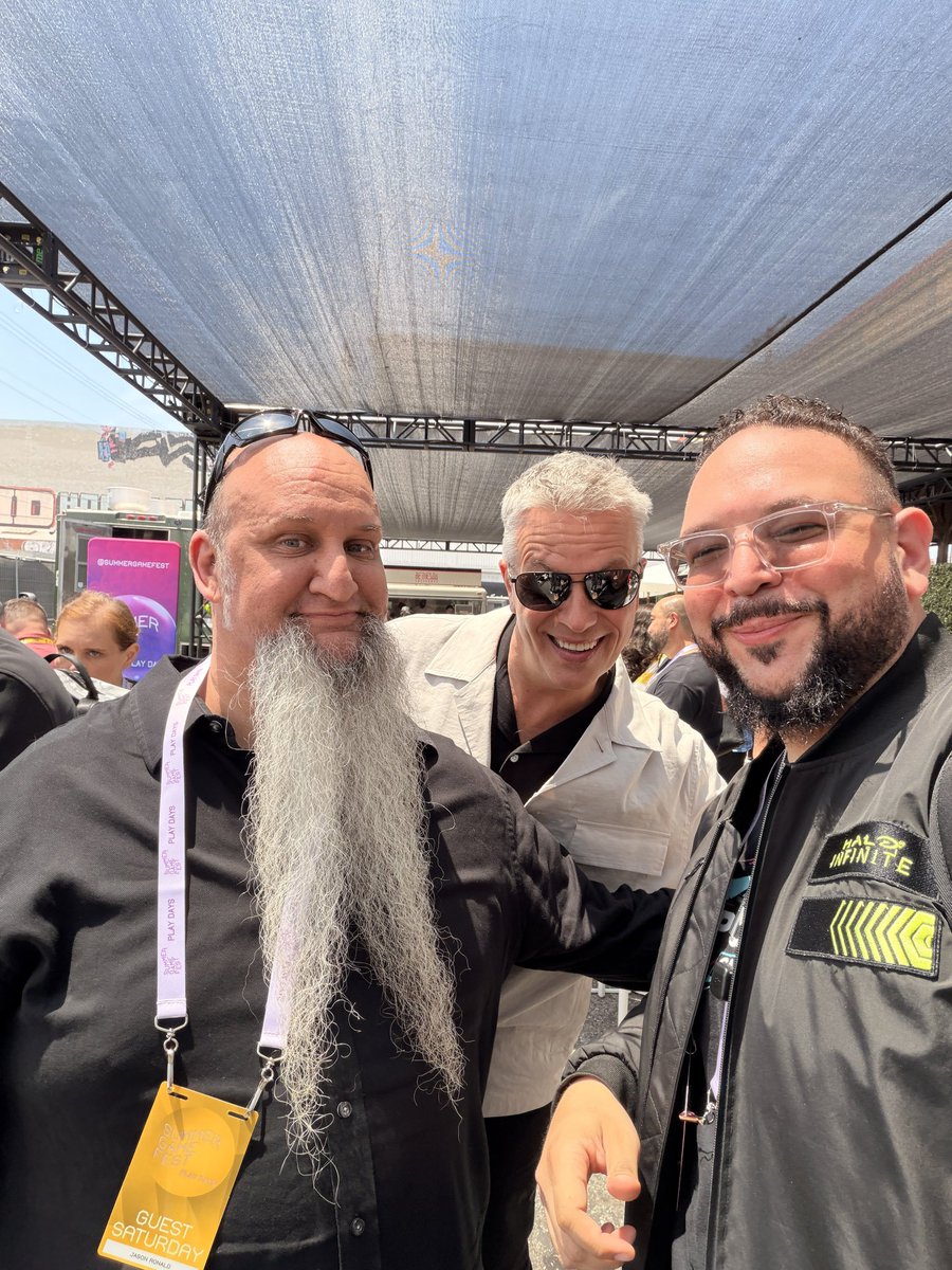 XBOXF10's tweet photo. 🟩| أحدث ظهور للرئيسة آشا شارما وقادة XBOX في معرض الصيف #SummerGameFest 😍 https://t.co/wOhbVvnl7N