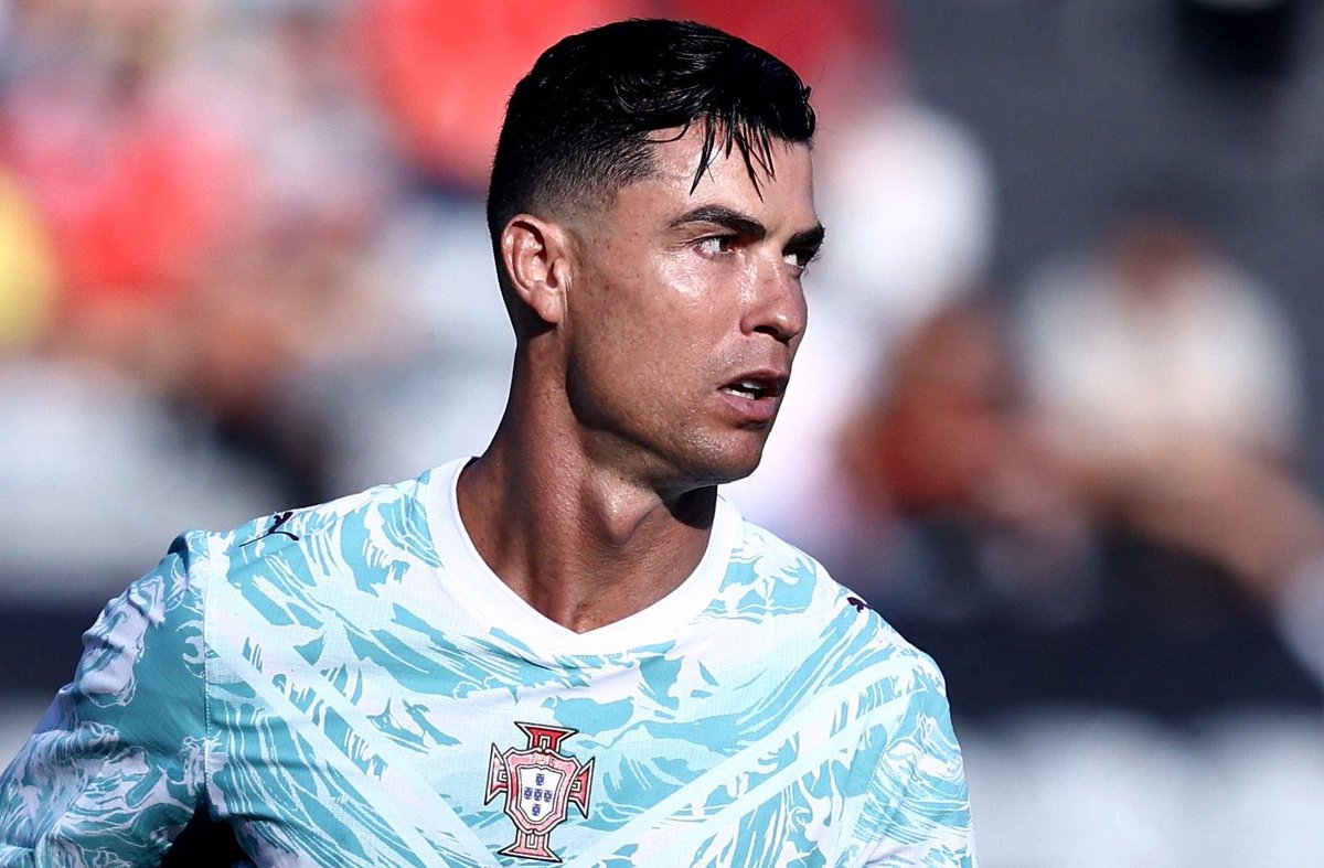 RonaldoArchive7's tweet photo. 2020.                                                      2026 https://t.co/5rVVKDpSyB