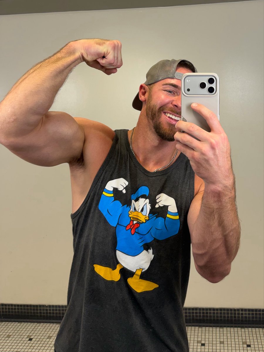 NateHolley's tweet photo. Donald, or Me…who did it better!? 😏🤔 #flex #disney #gym https://t.co/74N2pqDIT6