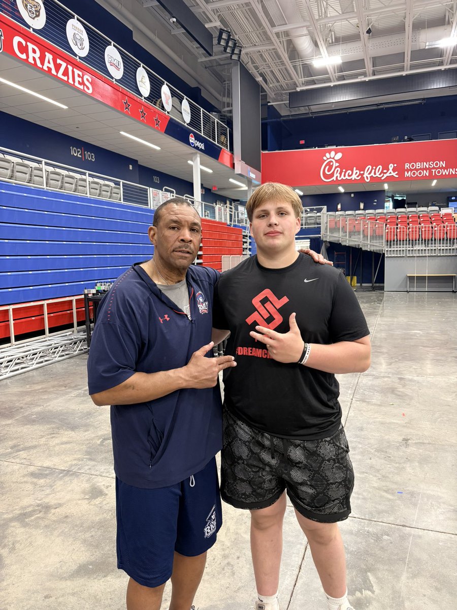 axtell_byron's tweet photo. After a great conversation with @CoachrodHolder I’m beyond blessed to receive an offer from @RMU_Football All glory to God!!!
@Coach_Ander5on @STMCT_Football @PhilipSimplicio @80sCane57 @nikolaibuj3 @robhollomon22 @PPIRecruits https://t.co/EnT7hiLycd