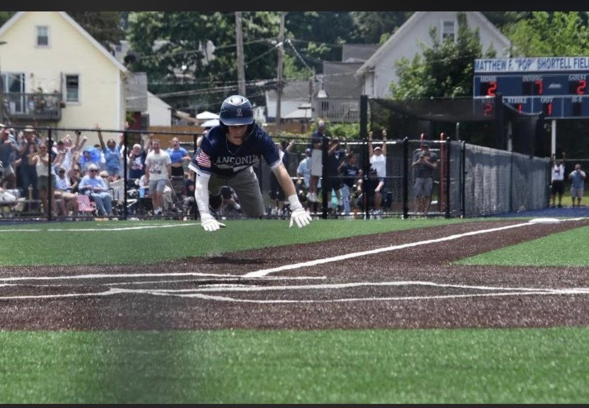 CS_Pxp's tweet photo. Who did it better?? Pete Rose or @BaseballAnsonia Ben Ekstrand? #ctbase @ciacsports @RAkevinroberts https://t.co/99Q6OqiaZU