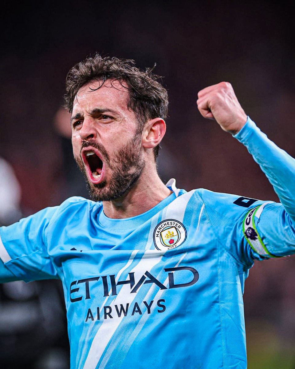 MadridUniversal's tweet photo. 🚨🚨 BREAKING: Jose Mourinho wants Bernardo Silva in his Real Madrid team.

The club refused to sign him earlier, but things could change now that Jose wants him.

— @jfelixdiaz https://t.co/6gOEF42rWy