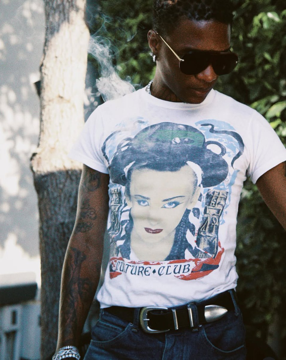 Guccinice3's tweet photo. BIG WIZ 🦅 NEW PICTURE 📸 KING OF AURA https://t.co/C1d5AsoSx0
