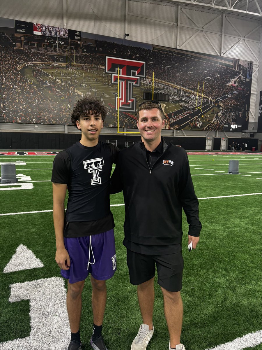 Desmarmarr13230's tweet photo. #AGTG Blessed and excited to receive another offer from @Coach_Conry after a great camp and conversation. @UTPBFootball 

@jessedstew @calebcantrell26 @COACH__MIKEG @CoachVRodriguez @8_parr @CoyoteFBNetwork @AnnaCoyotesFB https://t.co/HmzcN2RfCp