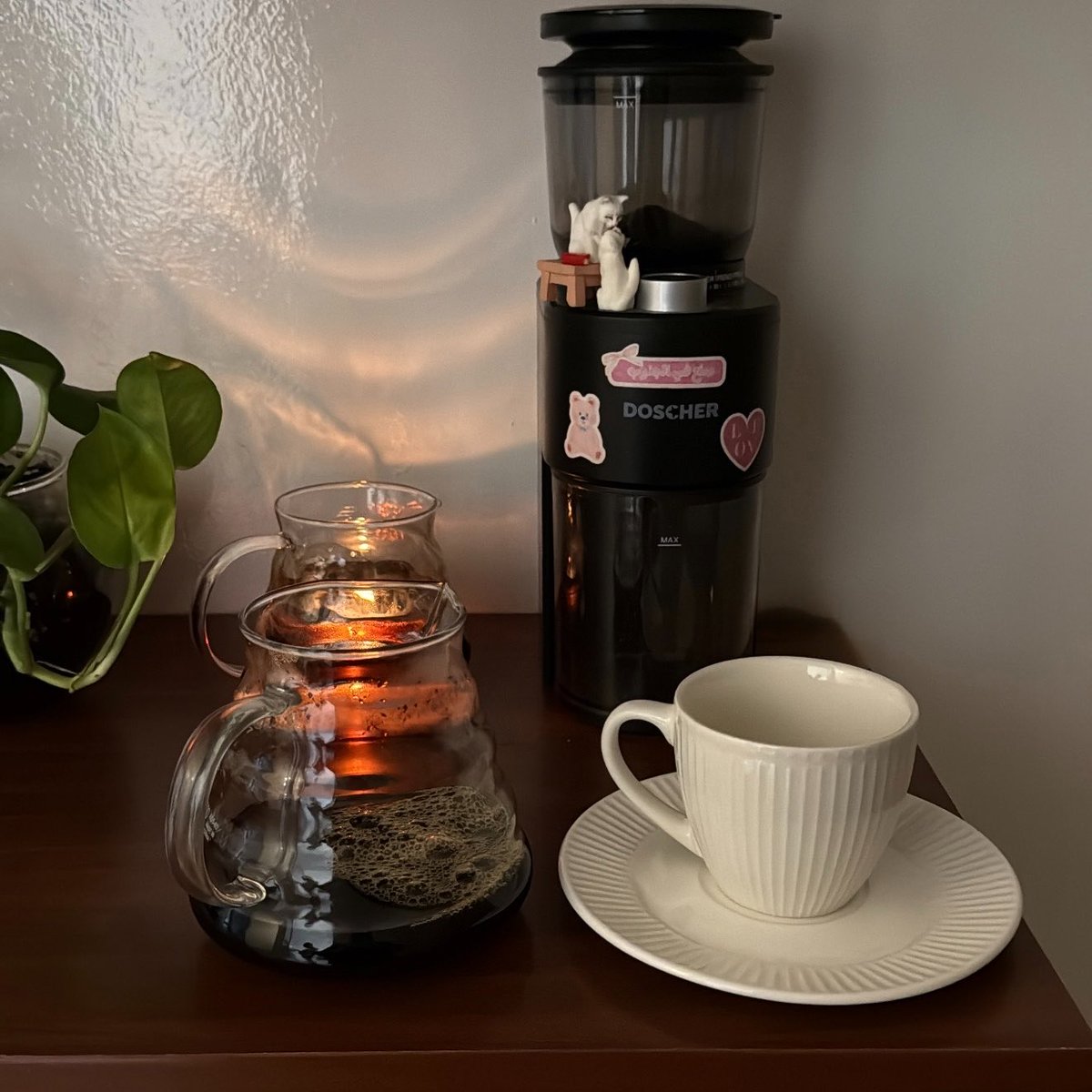 1ciz1's tweet photo. 🤎☕️✨ https://t.co/t77zI9icWl