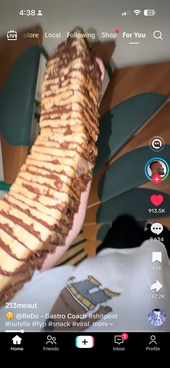 avassecretdiary's tweet photo. i was going to laugh but lowkey some of my binges were literally just toast and nutella too https://t.co/WFWHwH0R4i
