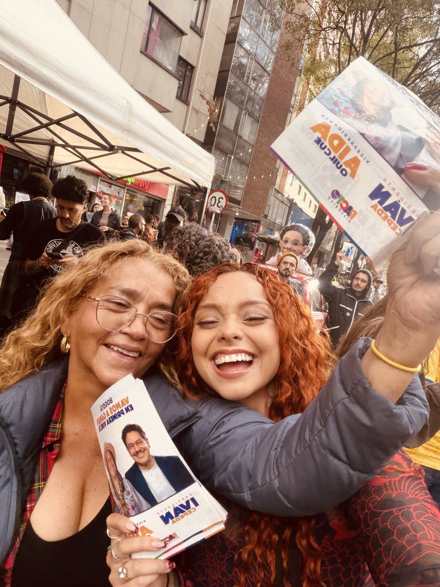 unatalvanessa96's tweet photo. Ella es mi abuelita: hija de campesinos y víctima del conflicto armado. Conoce el miedo porque lo vivió en carne propia. Por eso hoy vota por la vida. ❤️‍🩹🥹 https://t.co/gg37RzwKHg