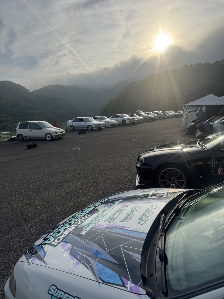 ingsplus's tweet photo. 混みすぎィ！ https://t.co/i7jvpmnFMv
