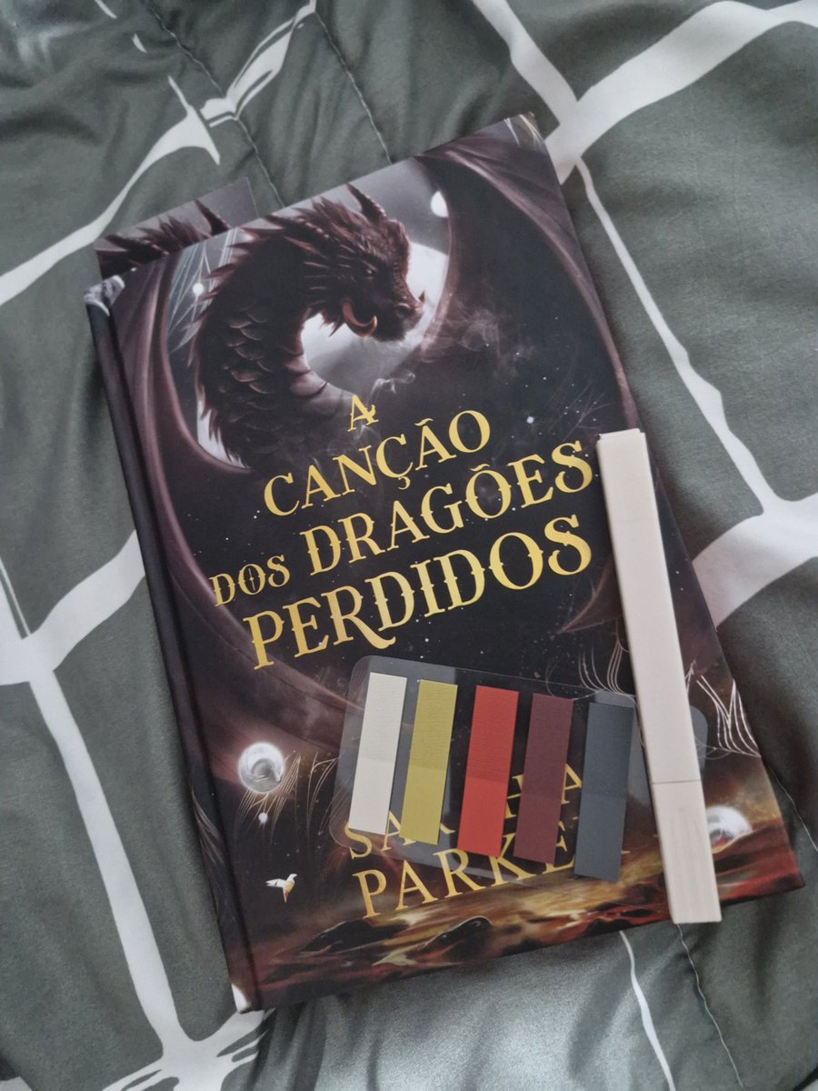 s4iph_'s tweet photo. Começando a canção dos dragões perdidos 🥹❤️
Altas expectativas https://t.co/NLRDS7THns