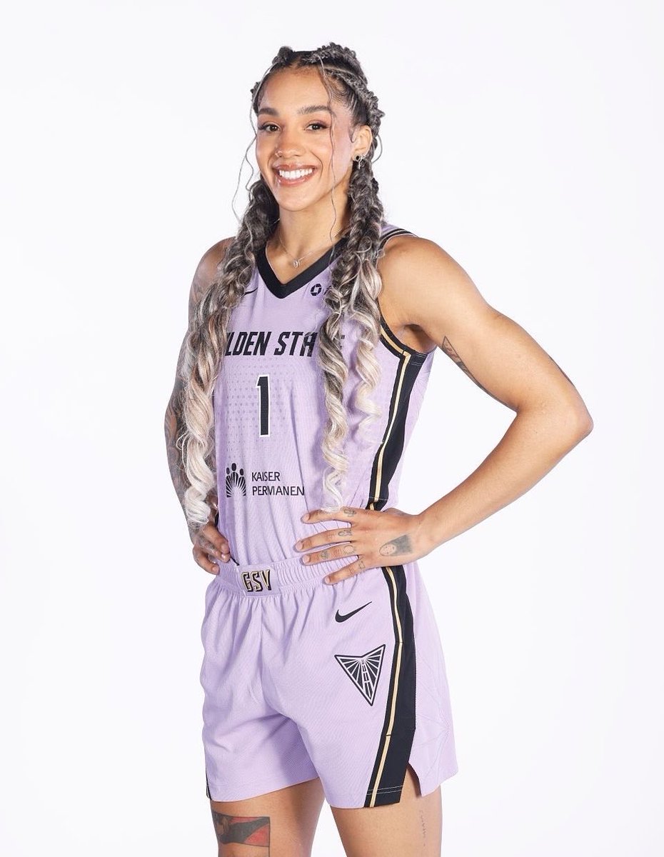 trendyhoopstars's tweet photo. Gabby Williams vs Las Vegas:

27 PTS
6 RBS
2 STL
10-17 FG
3-7 3P
4-5 FT

✨ https://t.co/Z7NCpVP9Cc