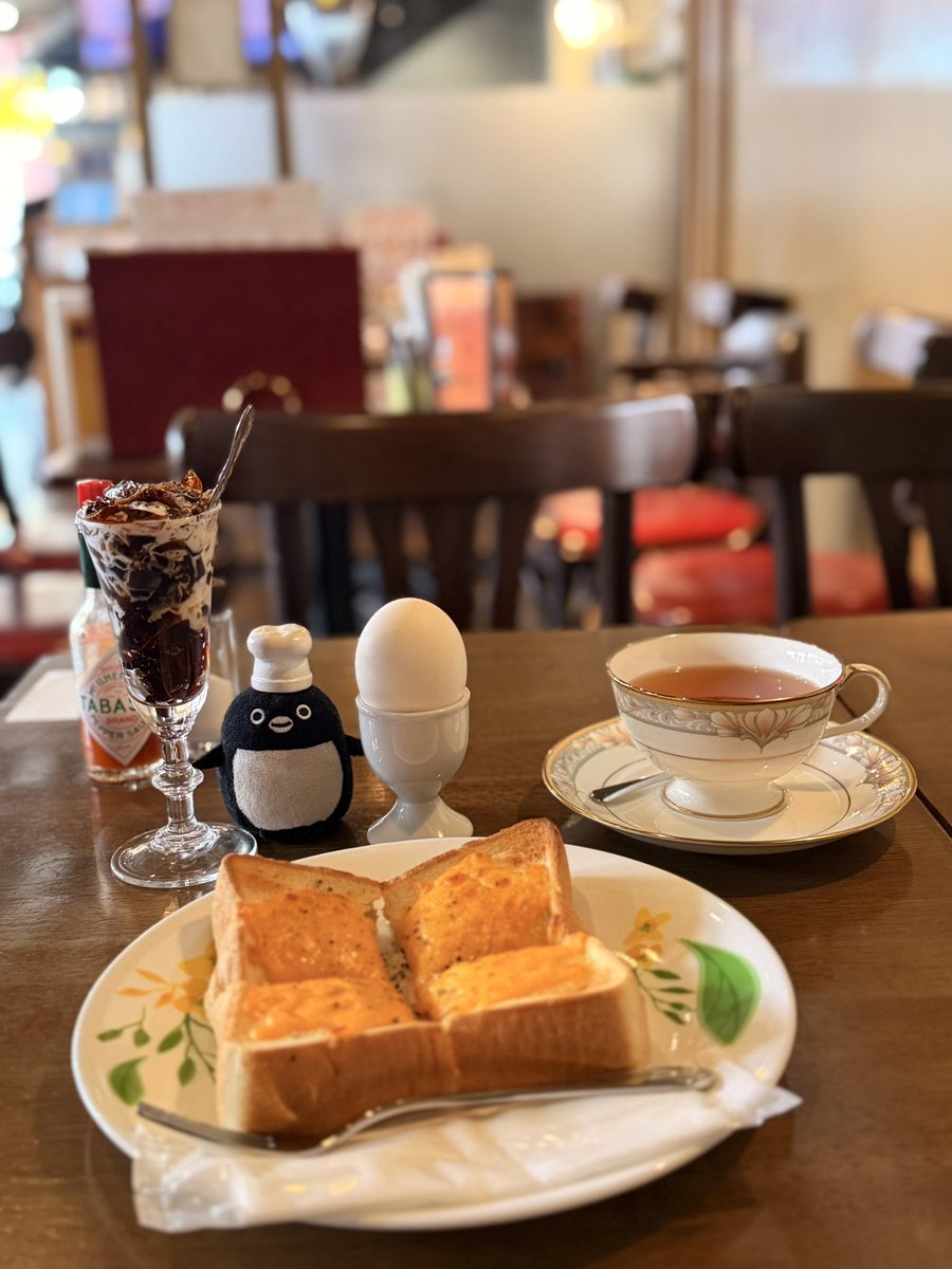 nabeless's tweet photo. 🥚🐧〜🎶

☕️🐧🥚！！ https://t.co/DYIdkteY1X