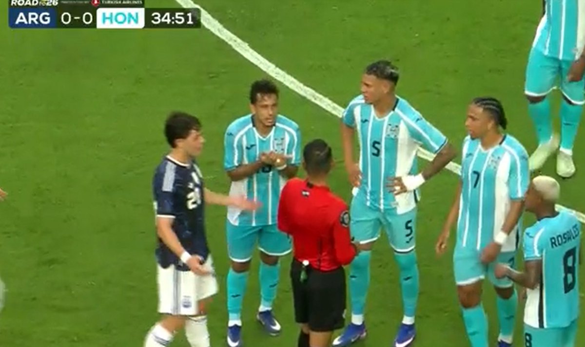 The Touchline | 𝐓 tweet media