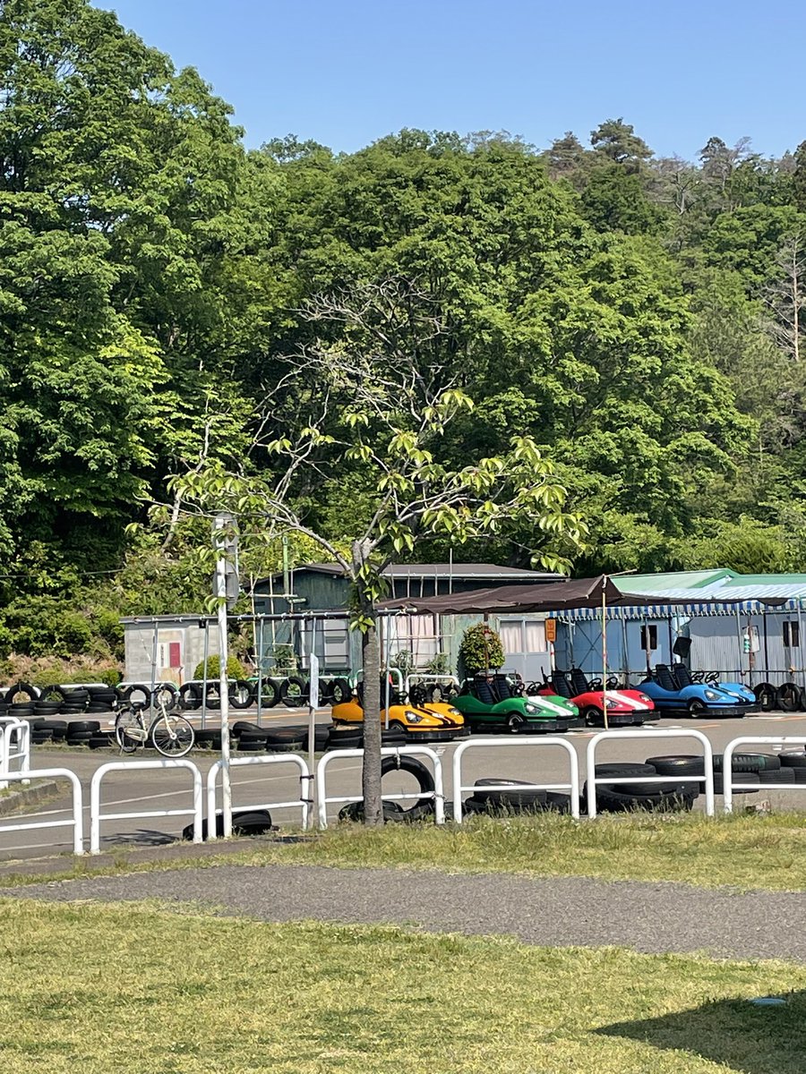 morikuma1965's tweet photo. 久しぶりに上越五智公園に登場✨✨
日曜日の朝はのんびりですが、こちからちびっ子達がいっぱい来てくれるでしょう！
気温も26度位、風も弱め。
楽しくお相手しまーす🙌 https://t.co/xo5jm8B8QX