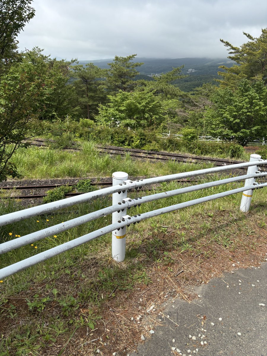 _zoo's tweet photo. SL見て、ダム見てきた。
しかしダムカード用写真なんというか風情が。。 https://t.co/QiE59Vpygl
