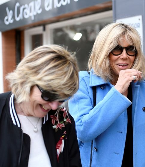 Escalet83's tweet photo. @alainpaulweber Mimi Marchand aussi a été condamnée en 2022 à 18 mois de prison avec sursis et à 25 000 euros d'amende.
Mimi Marchand est super amie avec Brigitte Macron, c'est d'ailleurs elle qui a créé la campagne médiatique de dédiabolisation du couple Macron 14 ans/39 ans aux Français. https://t.co/s13G7oIfiO