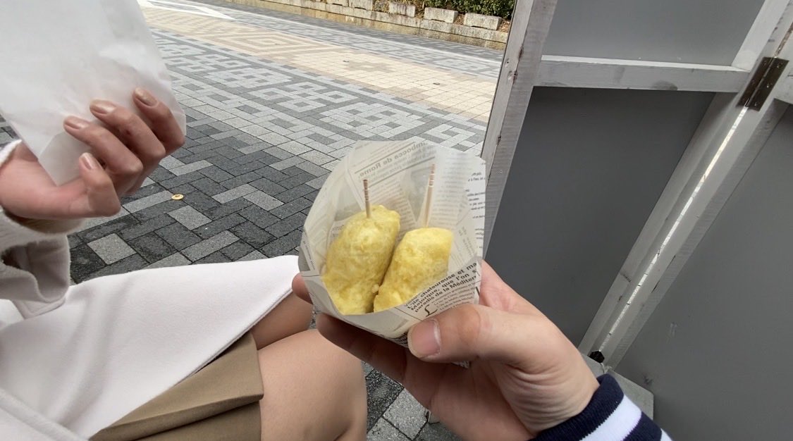 ujccyngp's tweet photo. 【第九百七話】滋賀最強パ��ースポット「多賀大社」を参拝&amp;食べ歩き！！名物「糸切餅」を堪能し、多賀サービスエリアへ！！（真冬の滋賀と岐阜のグルメを... https://t.co/Kz9P6lIRmc @YouTubeより

#tagataisya 
#多賀大社
#パワースポット
#多賀大社食べ歩き
#多賀SA https://t.co/ZioJcCyHTM