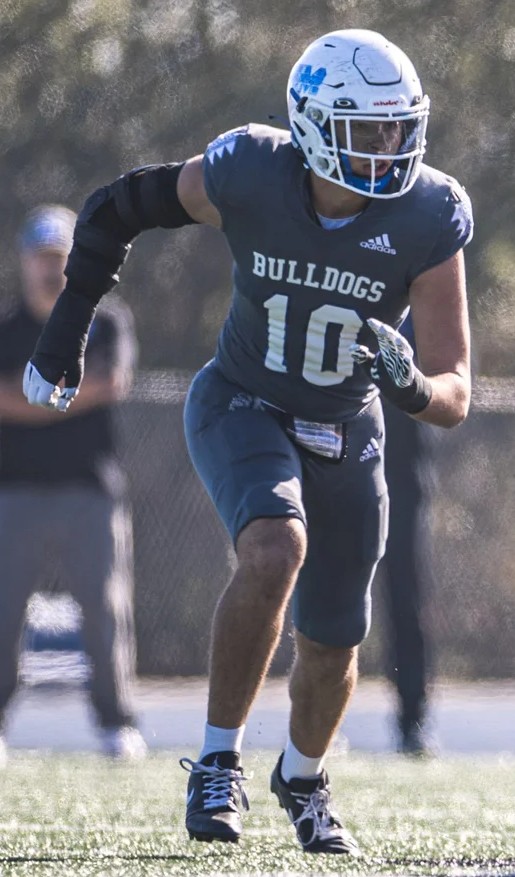 JuCoFootballACE's tweet photo. Beaux Sauvé @beauxsauve10 @ San Mateo JuCo @CSM_Football commits to @BroncoSportsFB @coachTcsm https://t.co/9MQGo7HKue