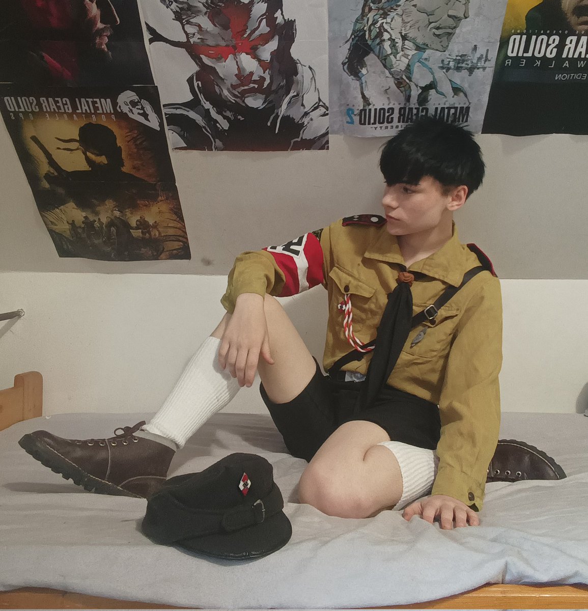 Soldat_b0y's tweet photo. Hitlerjugend kameradschaftsführer
#historytwt #reichtwt #reenactment https://t.co/rtdTOlPb70