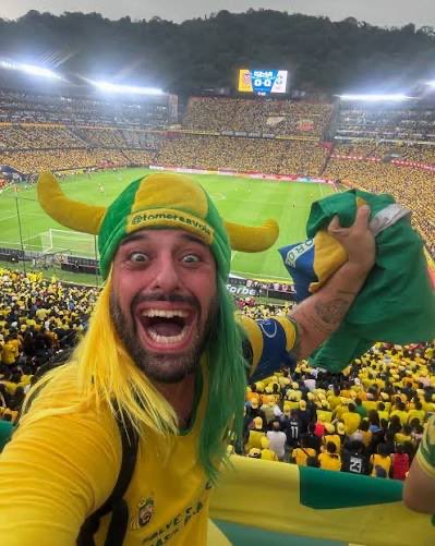 fspindola17's tweet photo. @Oledobrasil Talvez o melhor emprego do mundo https://t.co/Uw1zK8H7HD