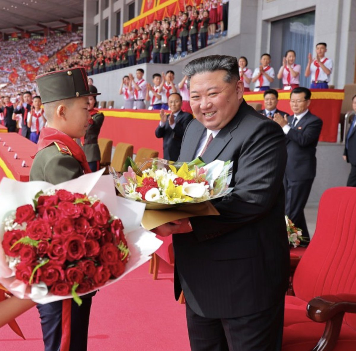 kimileyegenleri's tweet photo. Kim Jong Un Kore Çocuk Birliği'nin 80. Yıldönümünü Anmak Üzere Düzenlenen Toplantıya Katıldı.
Kim Jong Un attended a meeting held to mark the 80th anniversary of the Korean Children’s Union. https://t.co/bdfHBiIKNe