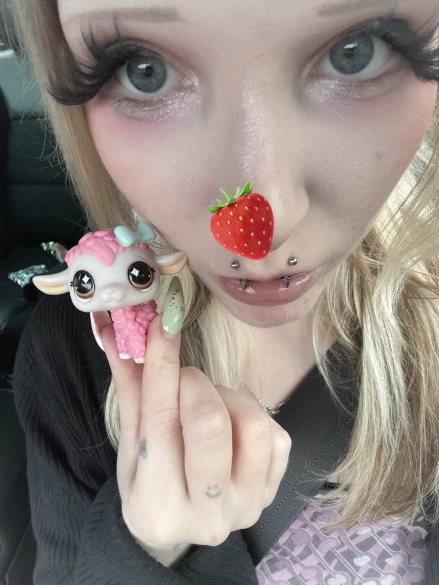 adaliꪒa 🧁♥︎ tweet media