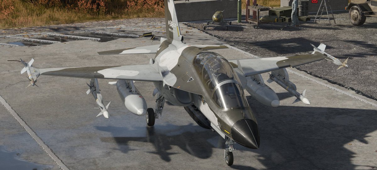 cicada_WT's tweet photo. Yak-130は不整地運用を見越してかインテークの蓋が付いてる。蓋がそのまま補助空気取入れ口にもなってるのか。
#WarThunder #Devserver https://t.co/apI3LPCV7W