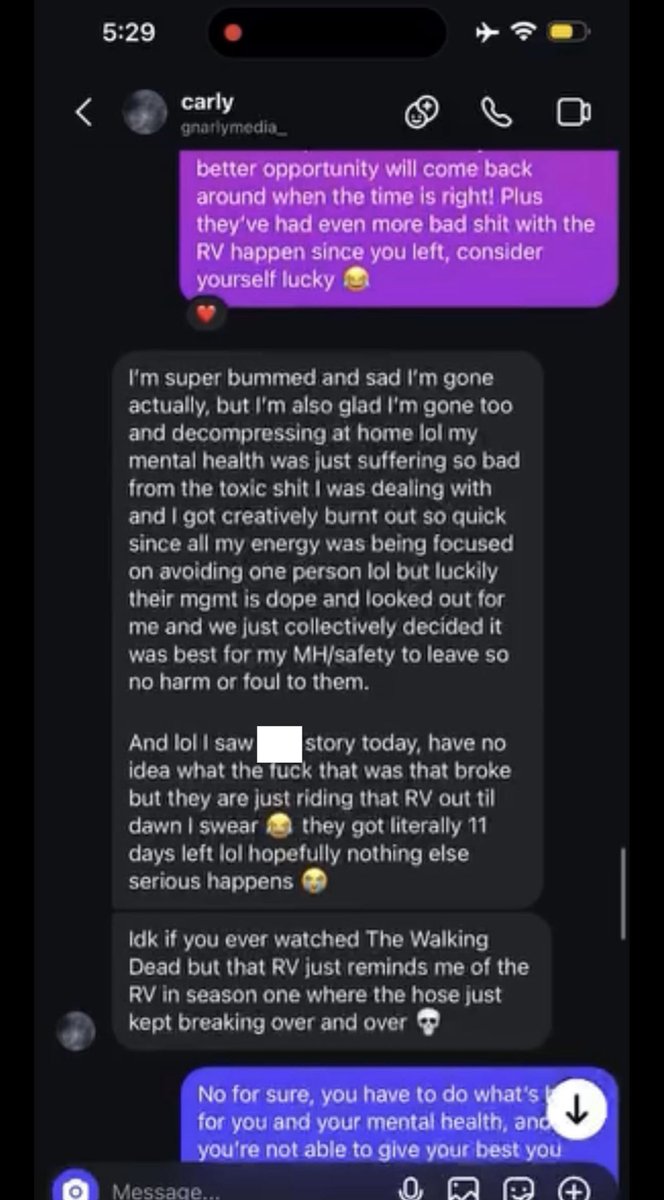JordanNWM67's tweet photo. @DarkDivineMusic Leaked text messages (as shown by @/mattbunting on IG &amp; TT) show @/gnarlymedia_ in conversation with anonymous friend, telling a very contradictory narrative on her experience with Dark Divine vs what she has stated originally on X https://t.co/2aOKKVYZ71