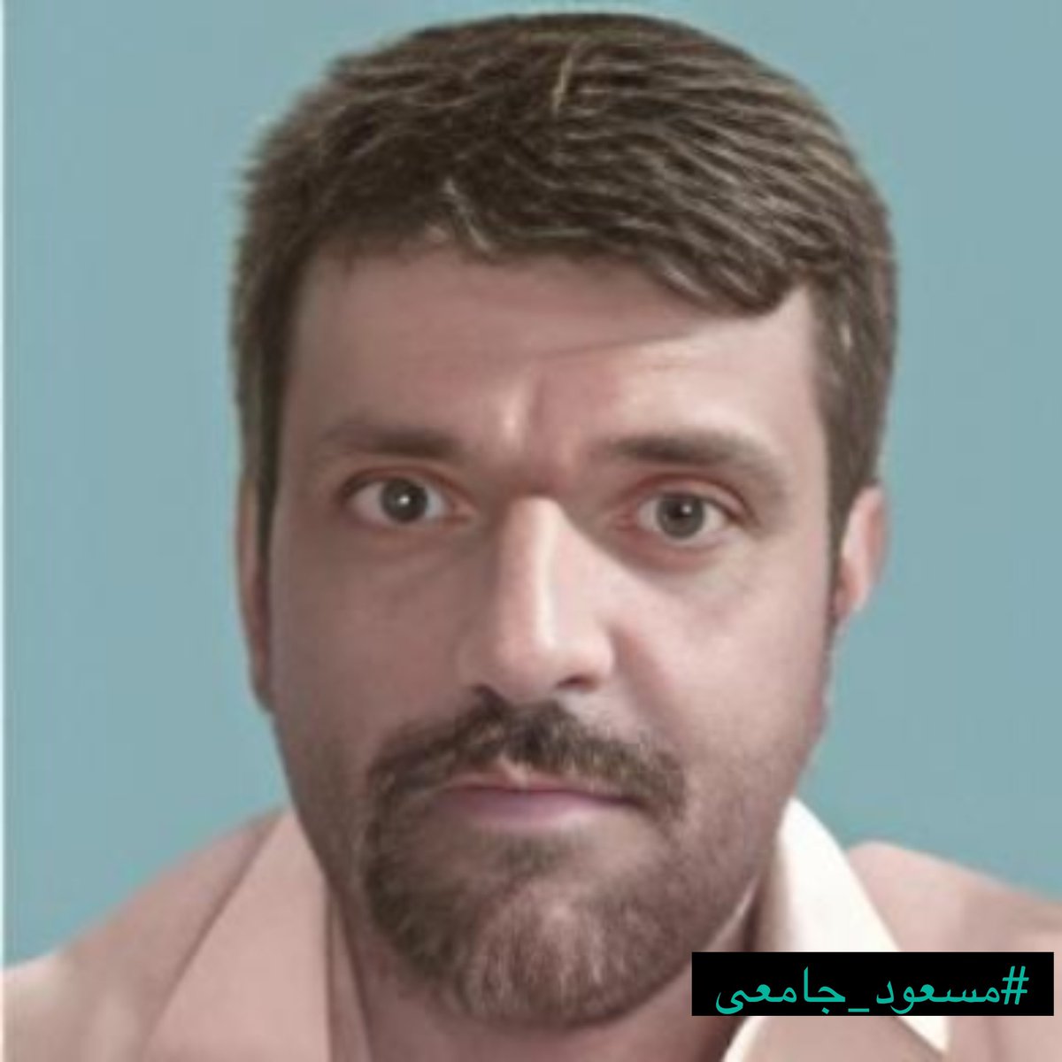 Strand123's tweet photo. 🔷 مسعود جامعی کیست؟

#مسعود_جامعی (باوی)
سن: ۴۹ ساله، اهل روستای الشاخه و البنه، ساکن اهواز
تاریخ بازداشت: مرداد ۱۴۰۲
اتهام: «افساد فی الارض»، «بغی» و «تبلیغ علیه نظام»
محکومیت: دو بار اعدام
وکیل: -
قاضی: احسان ادیبی‌مهر، صادق جعفری چگنی و امیر خلفیان
زندان: شیبان اهواز

وضعیت زندانی: وی از بیماری‌های متعدد و خطرناکی از جمله سرطان بدخیم معده، نارسایی کبد و کلیه، عفونت شدید و کبد چرب رنج می‌برد. او در دوران بازداشت تحت شکنجه قرار گرفته و از دسترسی به خدمات درمانی مناسب محروم بوده است.

پیشینه: او پدر چهار فرزند است و در زمستان ۱۴۰۳، همسرش زینب حزباپور و فرزندانش نیز در پرونده‌ای جداگانه محاکمه شدند.

صدای زندانیان سیاسی محکوم به اعدام باشیم.