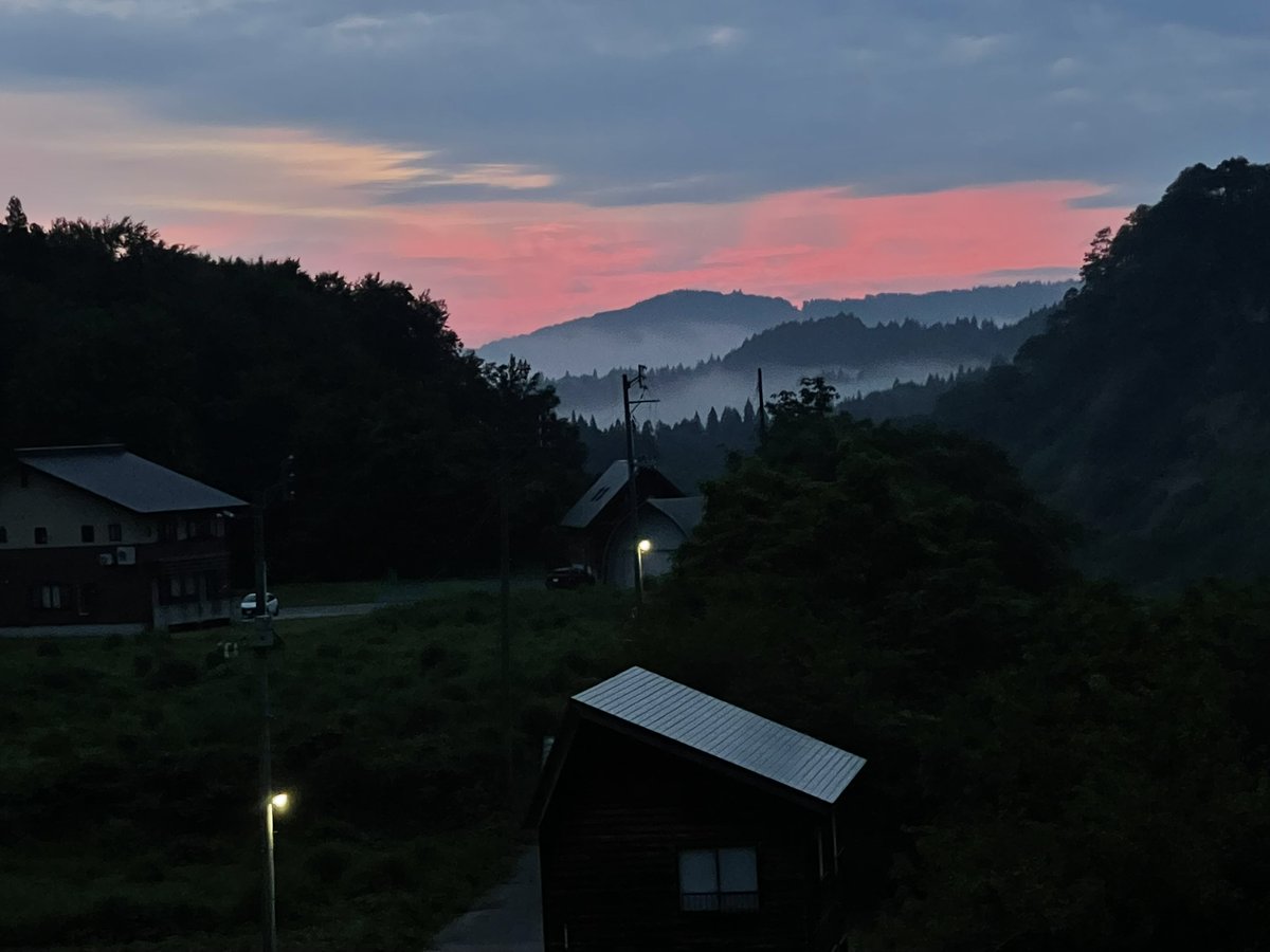 ffdjc683's tweet photo. 当館の提供しているのは朝の温泉ではありません。
https://t.co/cbXW72URw6 https://t.co/JK1RO5vphl