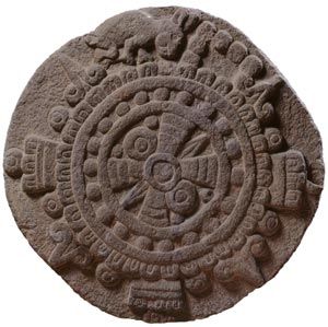 Tomslvarez7940's tweet photo. Este  dibujo esquemático es básicamente lo que vemos en los discos solares .

Dibujo:  Dintel de los guerros en el Museo Xaltilolli de Tlatelolco. https://t.co/Ejq9s2Bu1j