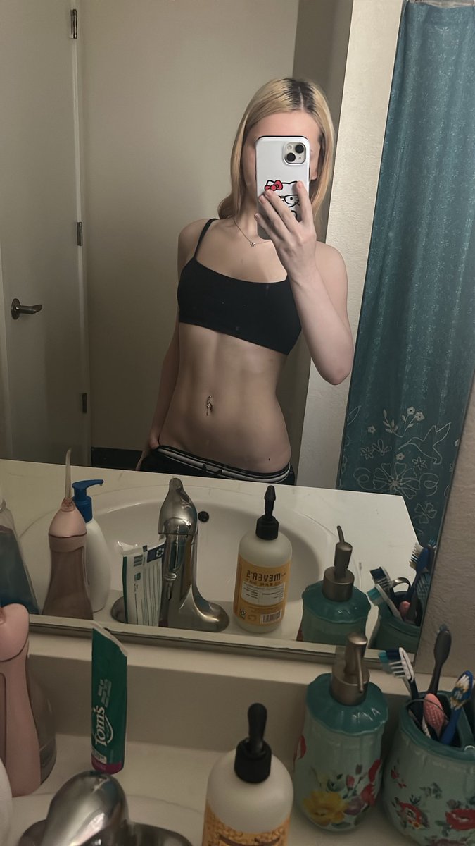 bigbuttkitty's tweet photo. https://t.co/zJzNLg8aJT