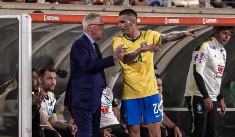 AFXX990's tweet photo. Aquele que insulta Ibanez não entende nada de futebol, cara https://t.co/zjPCOGzRBV