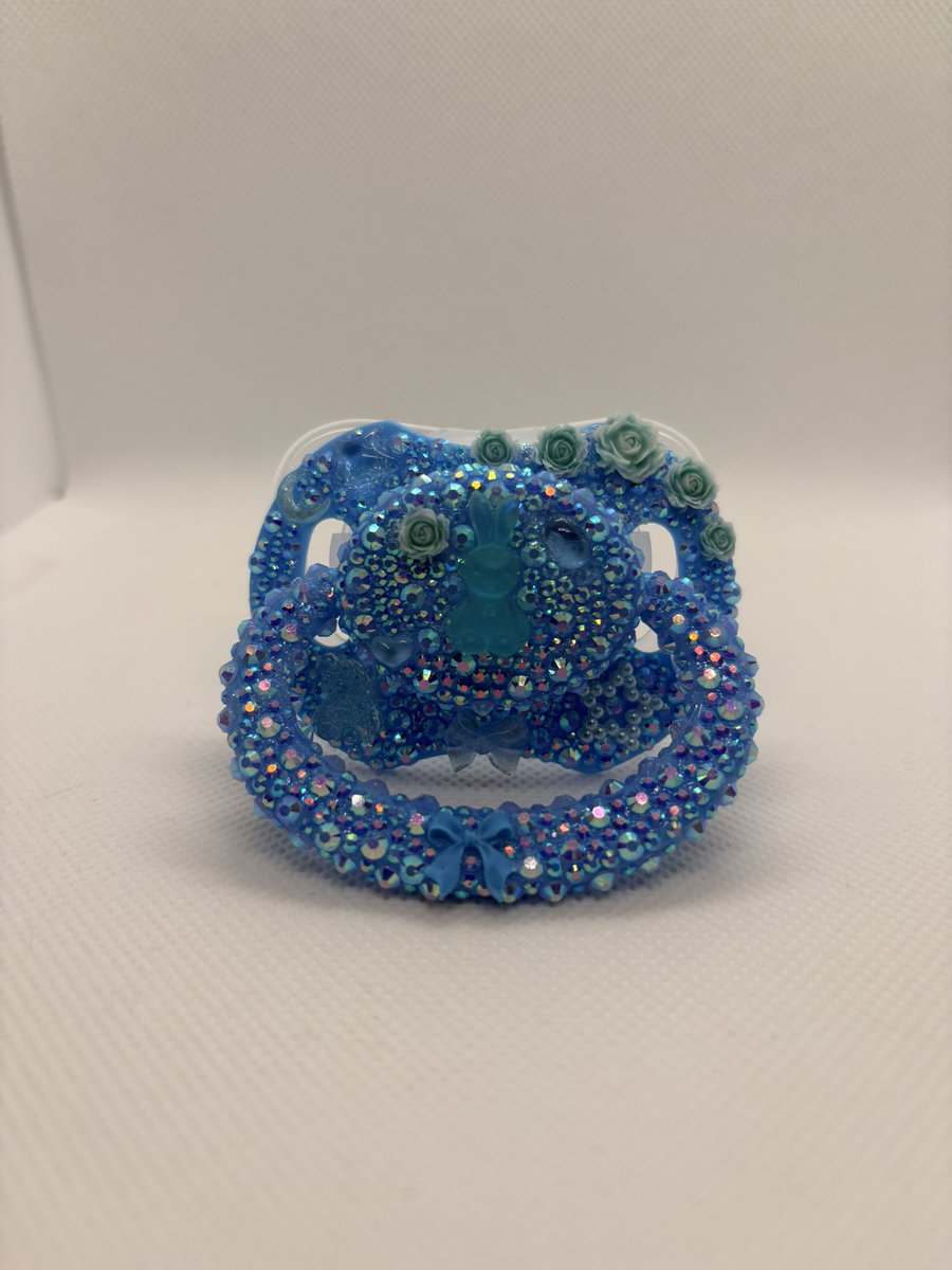 LilComfortsCo's tweet photo. “Blue Bunny” paci is now available on our etsy! go to the linktree to find our shop! #ageregression #decopacifier #adultpacifiershop #littlespace https://t.co/A0ecU4dHlF