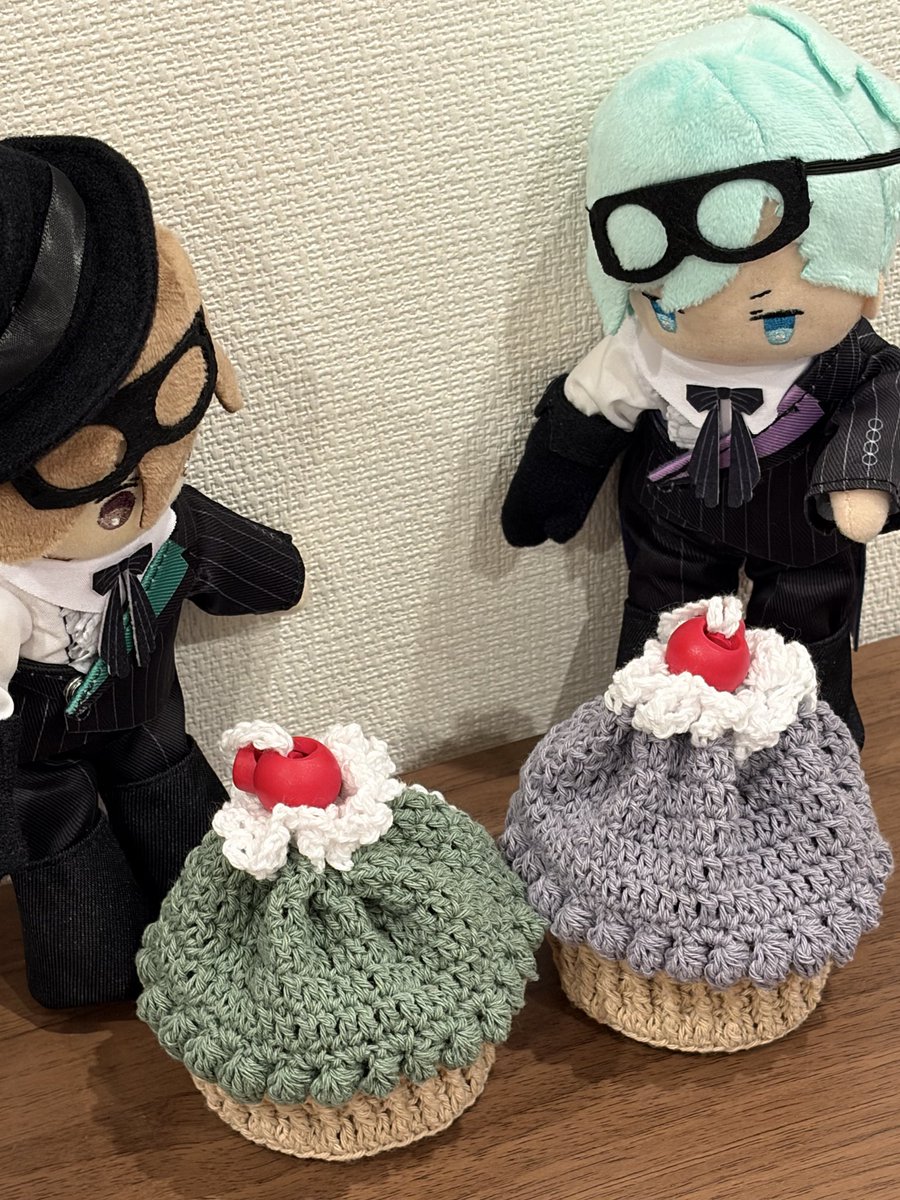 1_3BeBeBe's tweet photo. カップケーキ(巾着)編めた🧁
か！わ！い！い！【自画自賛】 https://t.co/PknYC1DNcM