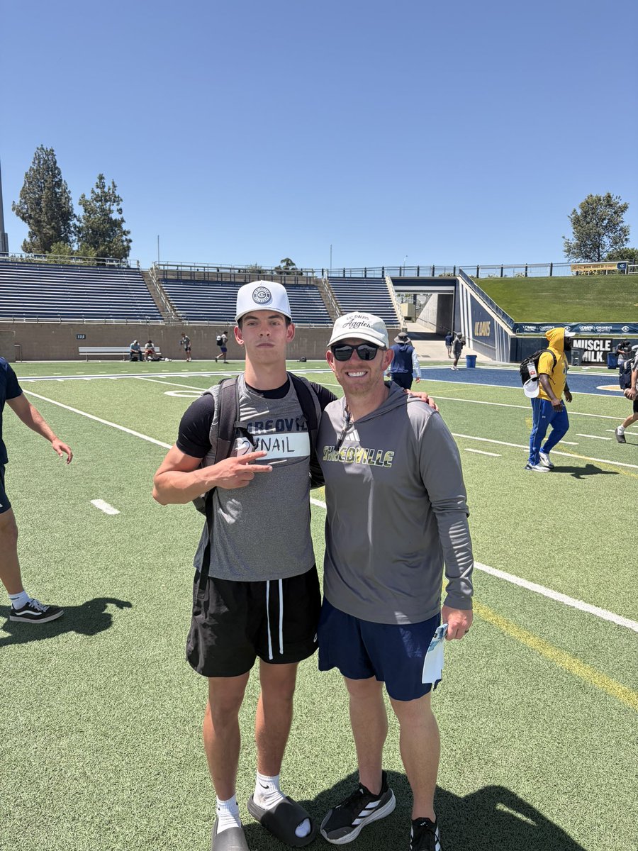 aiden_nail's tweet photo. Shout out @UCDfootball and QB coach @ucdpaulshelton for putting on a great camp today. Loved competing and gaining more knowledge of the game.
@GrindHausSports @Coach_J_Empire @CoachWatson530 @timsterrrrrr @CougKnightBear @caiden_lacey https://t.co/eUTkNMlH15