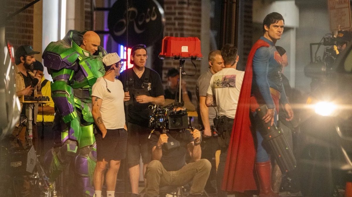 AxelTalksFilm's tweet photo. Man of Tomorrow.

People are gonna realize soon why it's titled this. It's synonymous and synbolic of both these characters leading. Superman as the ideals we strive to be, and Lex as the literal future of humanity with a possibly presidential run. 

This is gonna be Gunn's best film.