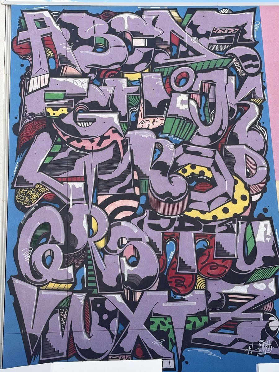 Crypto1Ke's tweet photo. all this art will soon be gone 
please enjoy 💔 https://t.co/LbVzryrWq5