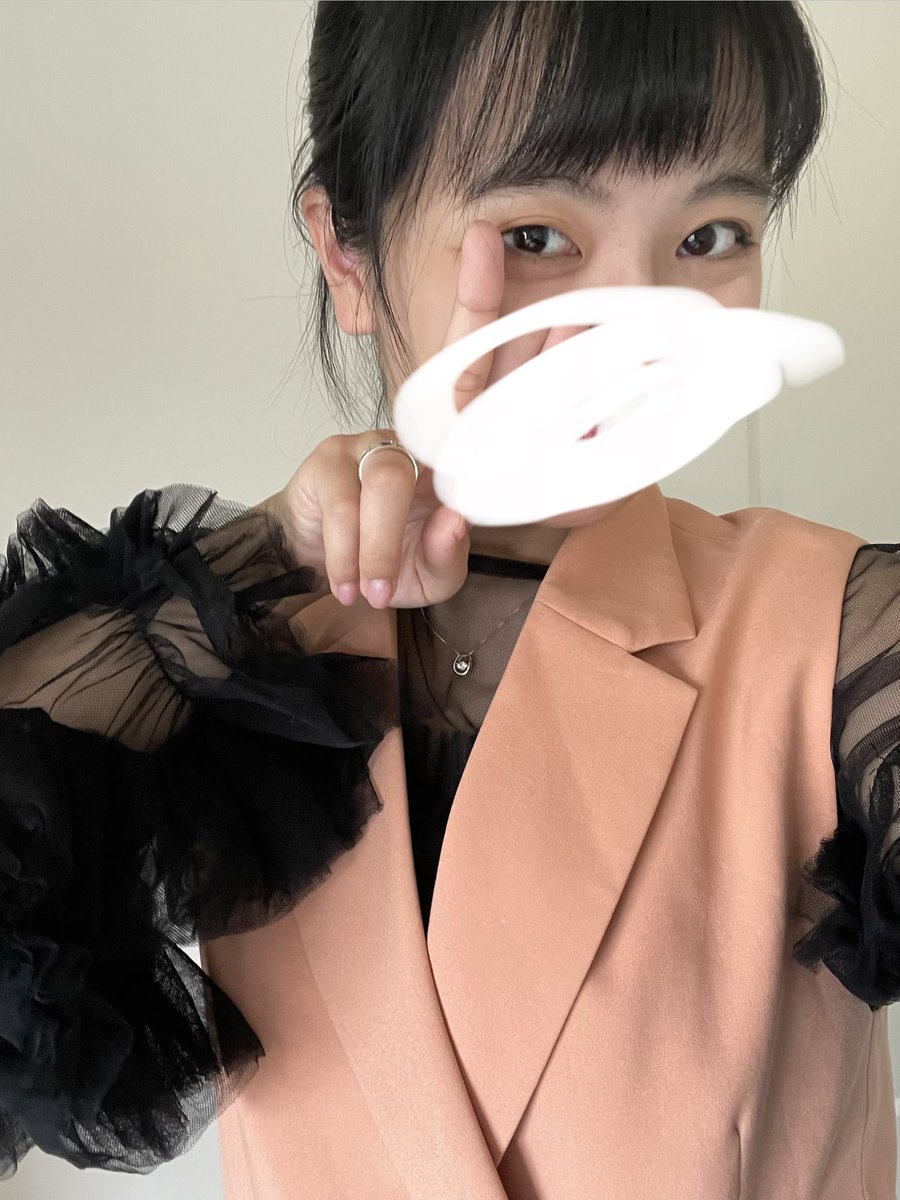 Mikk021's tweet photo. おしゃれした‼️
卒業パーチィいてきまん‼️ https://t.co/St5C99wtQs