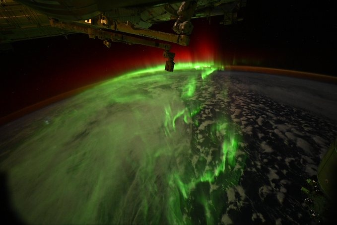 MarioNawfal's tweet photo. The ISS got hit by a solar storm.

The crew didn't panic, they grabbed a window seat and watched the southern lights put on a show no one on Earth could see.

@Space_Station, @Astro_Jessica https://t.co/mdwkVkVA97