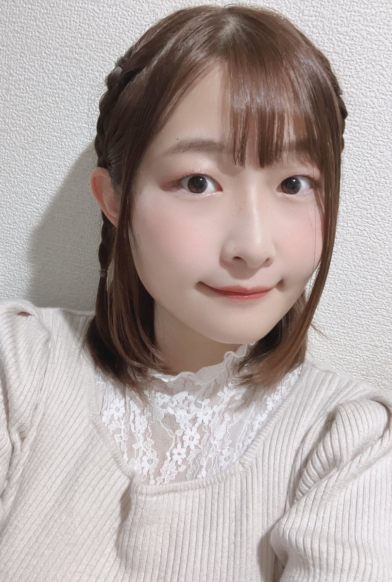 12ayu28's tweet photo. 6月7日(日)
おはよう☺️
日曜日も朝から起きてえら〜い！

3年ぶりにみんなの前でお芝居するリーディングライブが予約始まってます✨
OPもガッツリ振りついてわくわく！
見にきてくれたら嬉しいです🙏

💛大石扱い予約*Worldチームのみ出演
https://t.co/qywRUBszAo

#すーかみ6 https://t.co/o8EqA0JUOJ