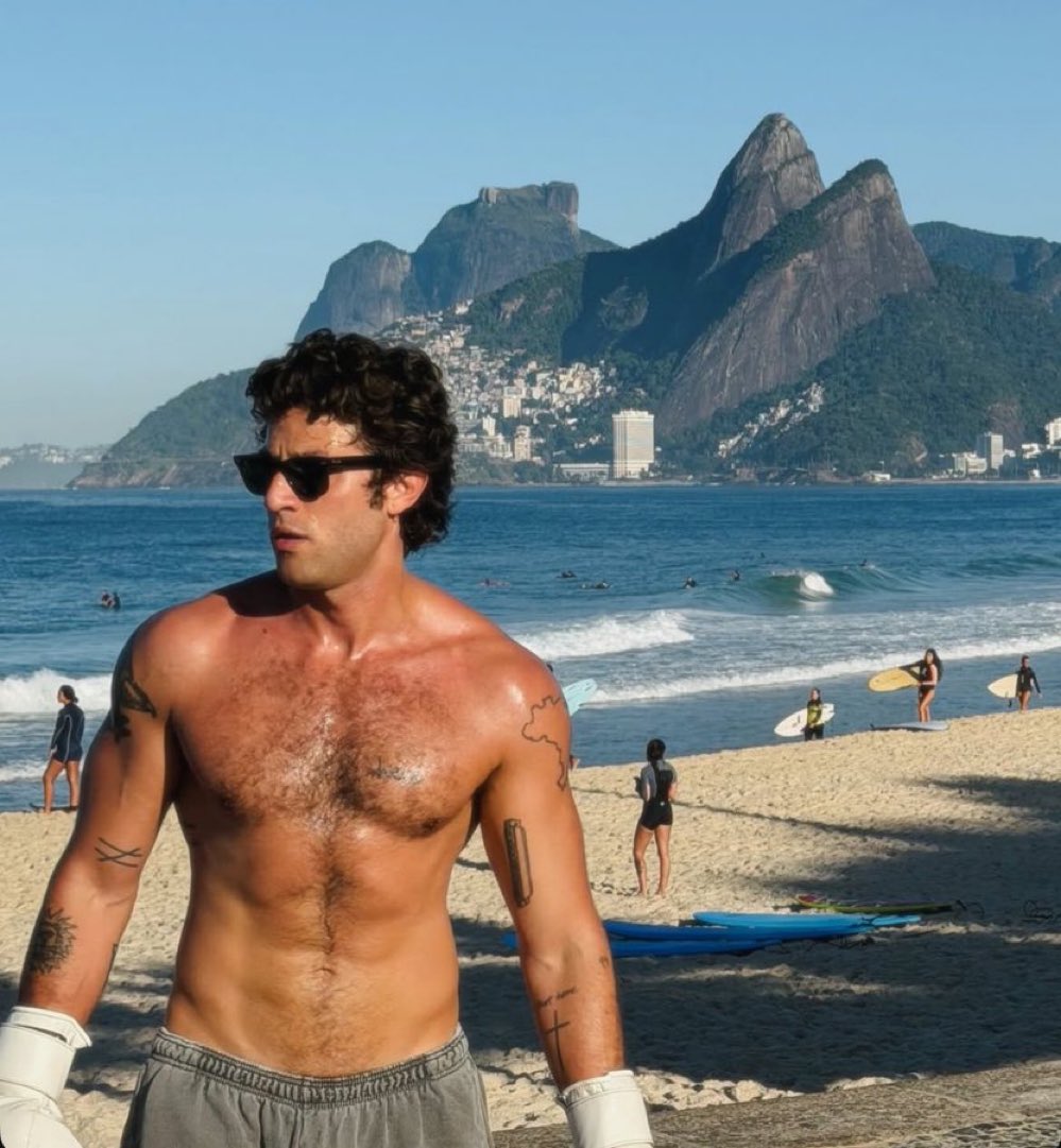 lucomentt's tweet photo. jfk brasileiro https://t.co/gWZwPQN6ki