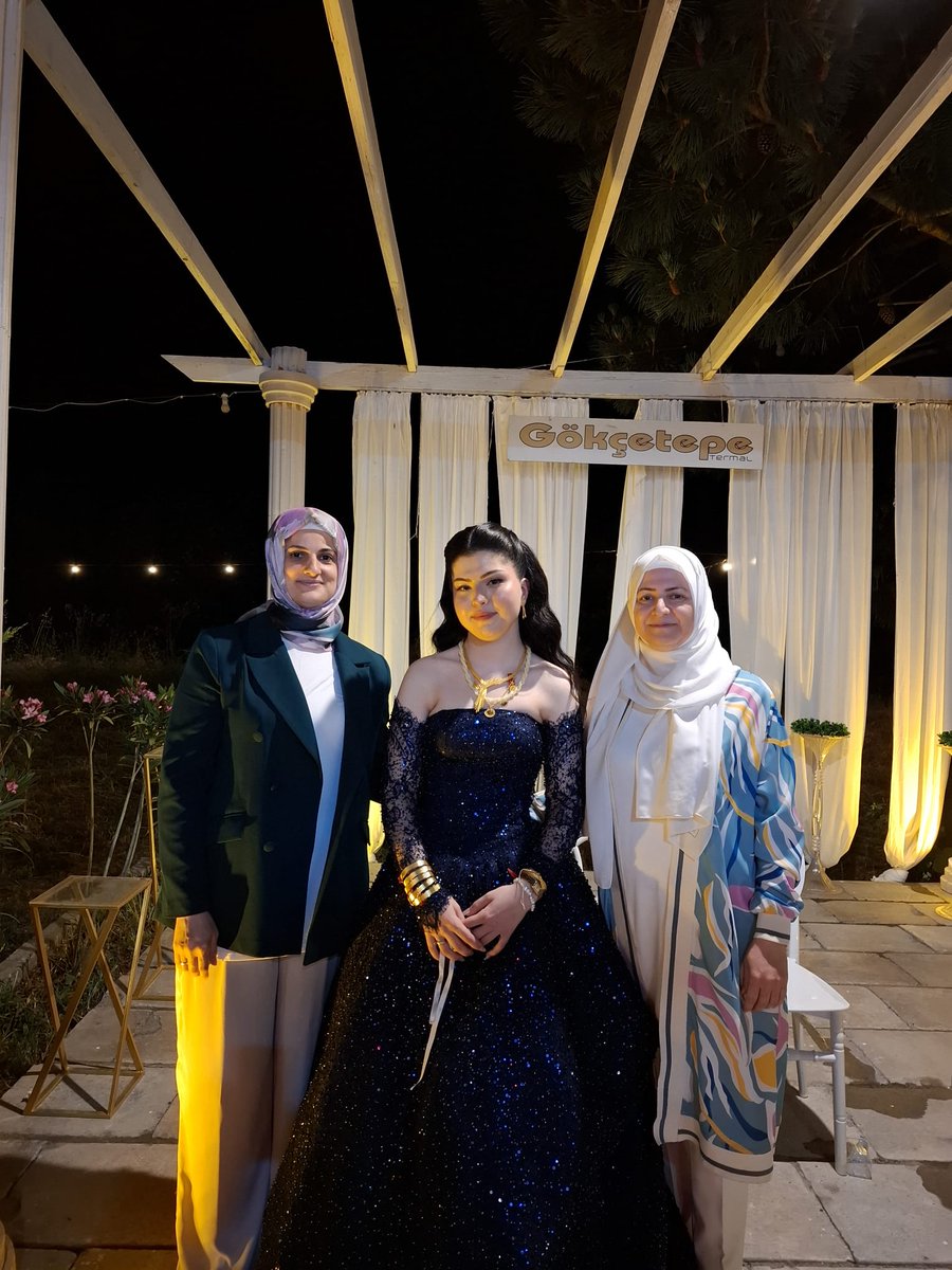 ak_termal's tweet photo. Kadın Kolları Başkanımız Melahat Akan, İlçemiz Üvezpınar Mahallesi sakinlerinden Nuri Seçkin ve Müzeyyen Seçkin’in kızları Sude Nur Seçkin ile Akköy köyümüzden Özdemir Kargı ve Emine Kargı’nın oğulları Recep Kargı’nın nişan merasimine katılım sağladı
Çiftimize mutluluklar dileriz https://t.co/3XGZpeKoSH