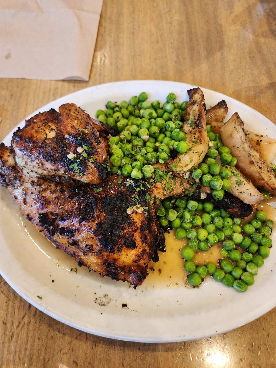 BillysBOS's tweet photo. It's Saturday so.  
1st Chicken Vesuvio 
2nd Scotch Scotch Scotch Scotch Scotchy Scotch Scotch https://t.co/5FgJEU0QxY