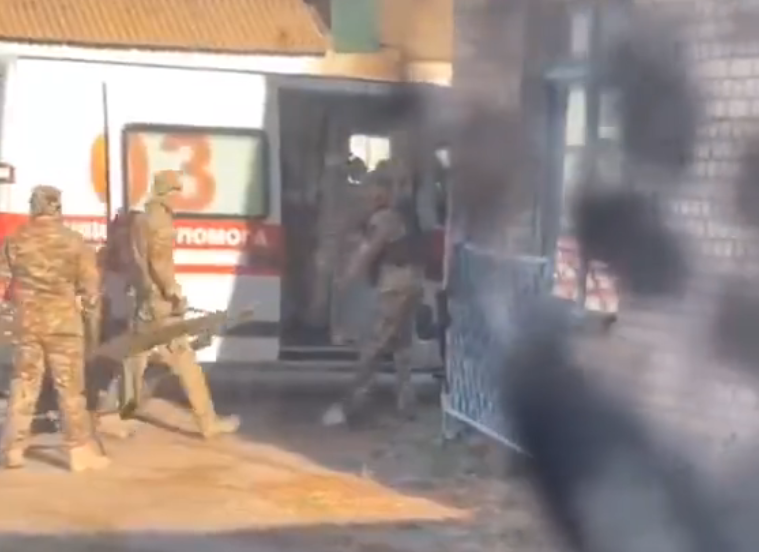 MK_Foxbat's tweet photo. Ukrainian "ambulances" https://t.co/V4OAJQq20g