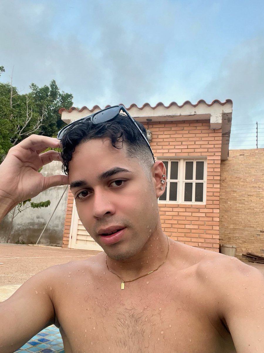 itsluisdixi's tweet photo. 🏊‍♂️ https://t.co/cnVEB1wm4Y