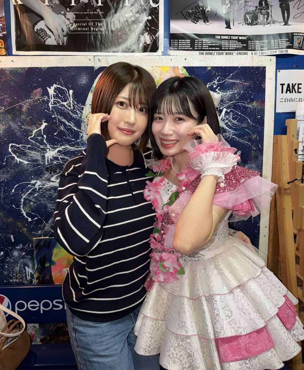 しおりちゃん♡ ちなっちゃんおかえり〜！！ 楽しかったし可愛かった( ◜ω◝و(و