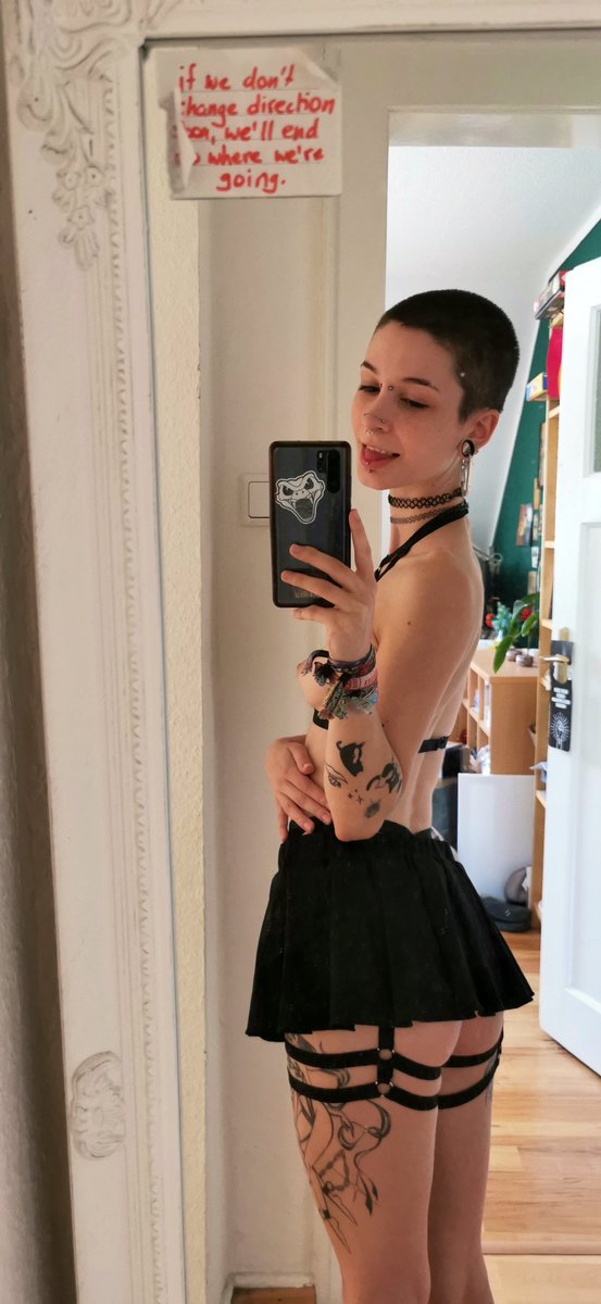 Littleslut19323's tweet photo. Getting naked..

#cumtribute #slut #nsfw #cocktribute #wanktribute #horny #cum #jerking #tributes #cumtributes #wank #goon #tribute #chudai #jerk https://t.co/VpI1TyDNFZ