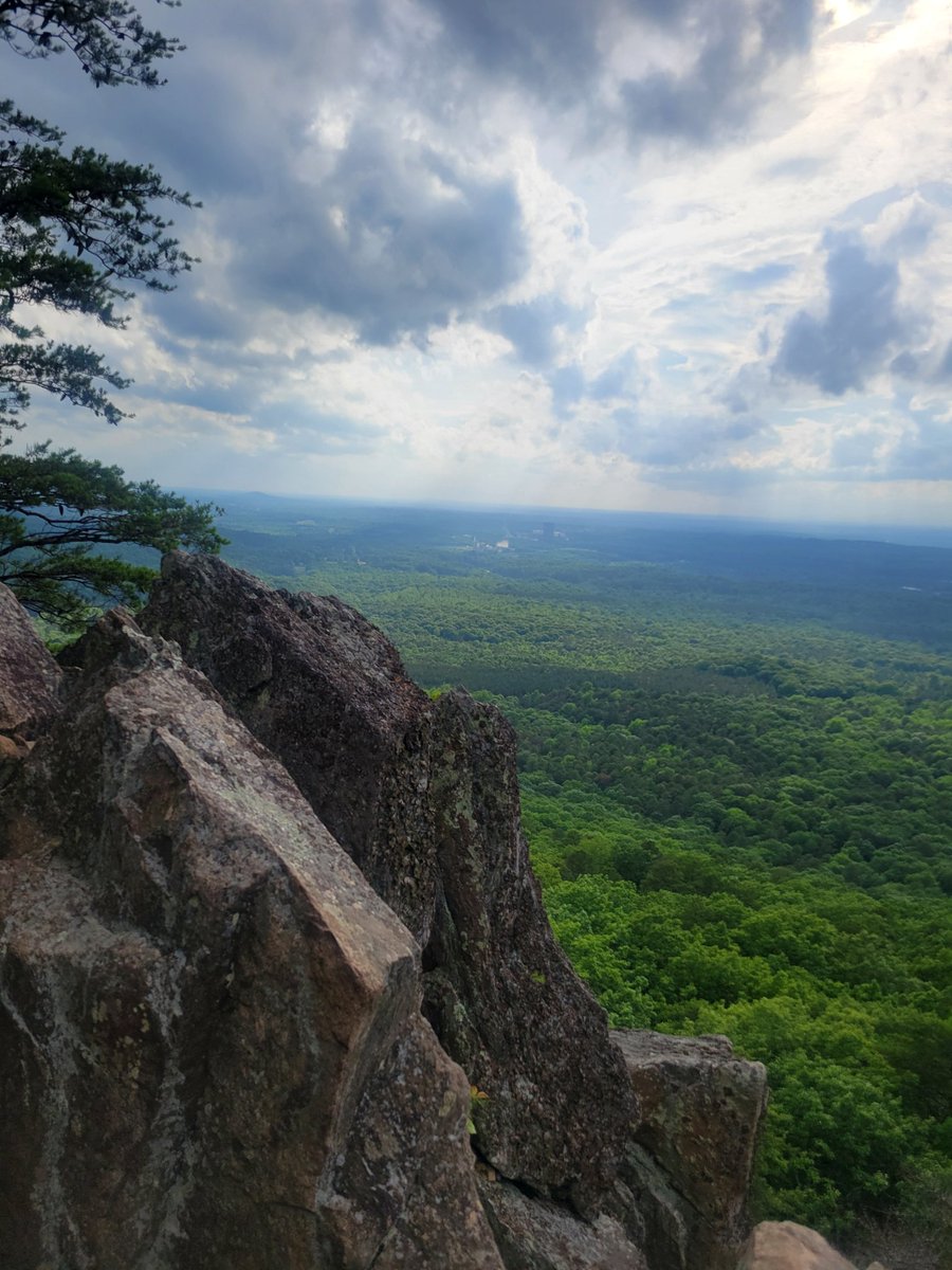learning2_win's tweet photo. @gravemint Listend to this whole space while on a hike today...Happy 1 year Anniversary again @SOLANADEADS https://t.co/srHnBzC2FM