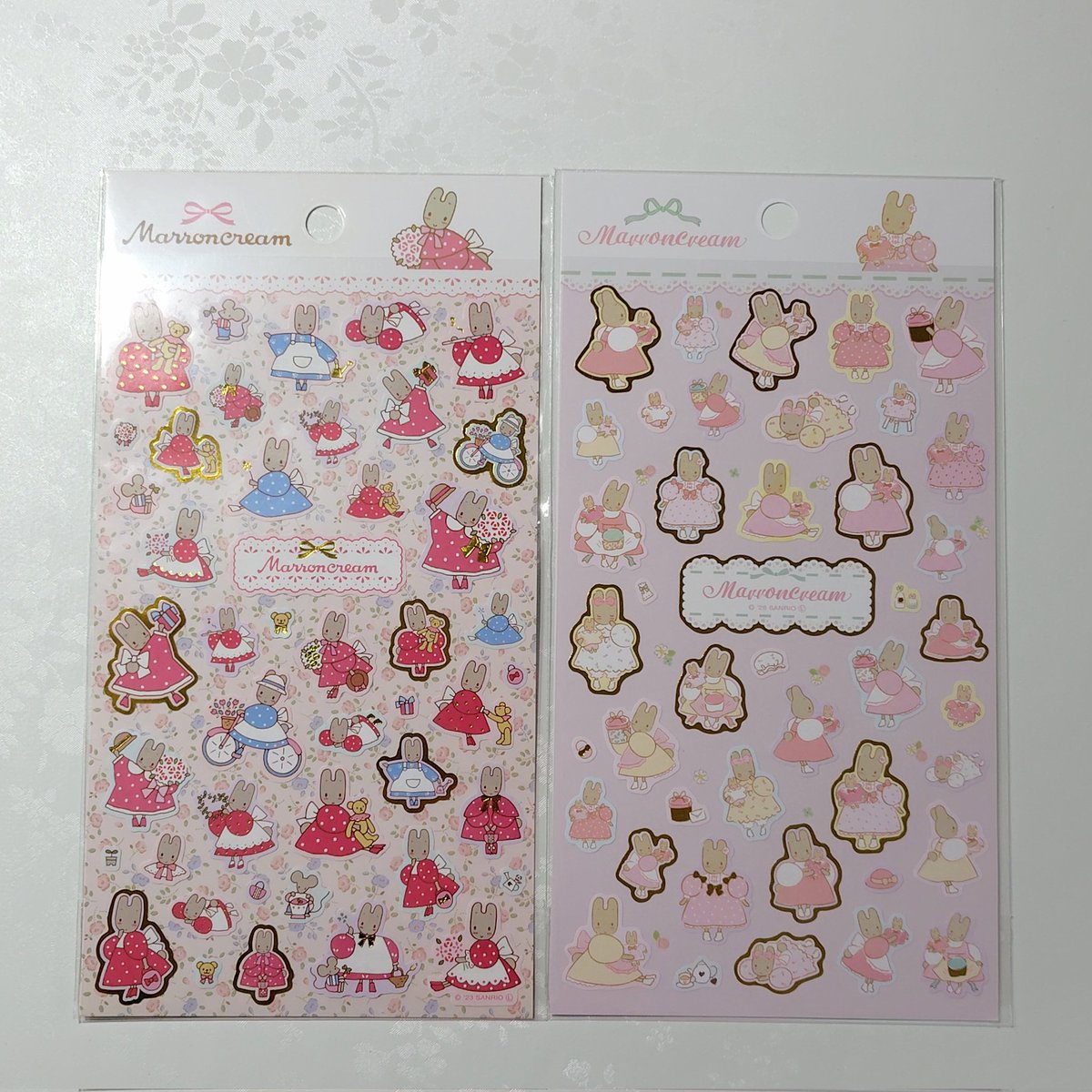 marroncream62's tweet photo. キャンドゥのサンリオ購入品💗
マロンちゃんのメモ帳とシール買えて嬉しい🐰💕予備も買えばよかった🥺
キャンドゥのマロンちゃん前にも買った気がして並べてみたけど、今年のメモ帳と前のシールの感じが昔持ってたのに似てて特に好き🌼
ガチャのポーチもかわいくて全部ほしくなる👝
#マロンクリーム https://t.co/1kvIUlF7XC